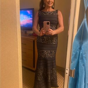 Signature by Sangria Navy Bodycon Formal Dress